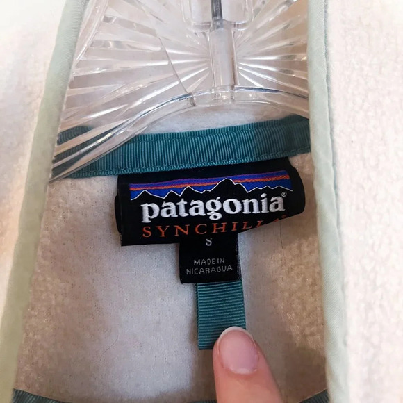Patagonia Synchilla Cream Fleece Outdoor Casual Snap Button Pullover Small - Picture 8 of 8